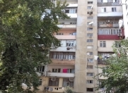 Satılır 2 otaqlı 45 m2 köhnə tikili 9 mkr