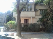 İcarəyə verilir 4 otaqlı 156 m2 ofis Tibb Universiteti