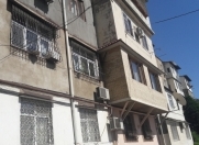 Satılır 1 otaqlı 36 m2 köhnə tikili İnşaatçılar m.