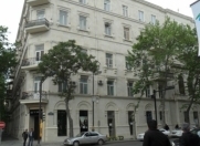 İcarəyə verilir 3 otaqlı 80 m2 köhnə tikili Dənizkənarı Milli park