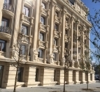 İcarəyə verilir 1 otaqlı 50 m2 köhnə tikili Fəvvarələr meydanı