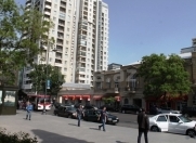 İcarəyə verilir 5 otaqlı 240 m2 köhnə tikili 28 may