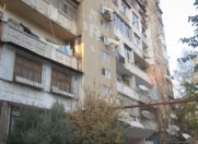 Satılır 3 otaqlı 85 m2 köhnə tikili 8 mkr