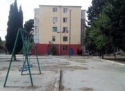Satılır 2 otaqlı 60 m2 köhnə tikili Neftçilər m.