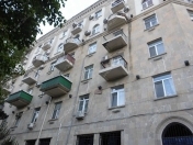 İcarəyə verilir 3 otaqlı 90 m2 köhnə tikili Sahil m.