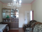 İcarəyə verilir 2 otaqlı 60 m2 köhnə tikili 8 km