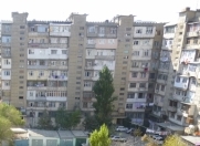 Satılır 2 otaqlı 32 m2 köhnə tikili İnşaatçılar m.