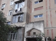 Satılır 3 otaqlı 100 m2 köhnə tikili 9 mkr