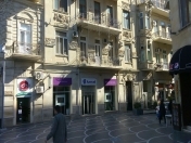 Satılır 5 otaqlı 250 m2 köhnə tikili ISR Plaza