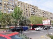 Satılır 3 otaqlı 87 m2 köhnə tikili Avropa otel