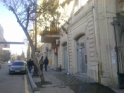 İcarəyə verilir 4 otaqlı 100 m2 obyekt 28 May m.