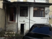 Satılır 2 otaqlı 42 m2 köhnə tikili Neftçilər m.