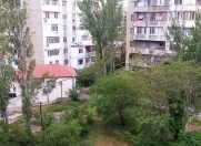 Satılır 4 otaqlı 97 m2 köhnə tikili 8 mkr