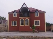 Satılır 8 otaqlı 240 m2 villa Qusar