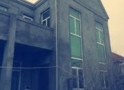 Satılır 5 otaqlı 200 m2 həyət evi Binə