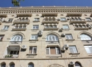 İcarəyə verilir 3 otaqlı 103 m2 köhnə tikili Nəsimi r.