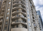 İcarəyə verilir 4 otaqlı 178 m2 yeni tikili Babək Plaza