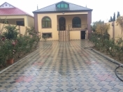 Satılır 4 otaqlı 140 m2 həyət evi Buzovna