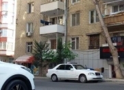 Satılır 1 otaqlı 30 m2 köhnə tikili ABŞ səfirliyi