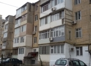 Satılır 1 otaqlı 45 m2 köhnə tikili Hüseyn Cavid parkı