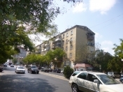 İcarəyə verilir 1 otaqlı 21 m2 köhnə tikili Heydər Əliyev Mərkəzi