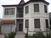 Satılır 4 otaqlı 250 m2 villa Rəsulzadə