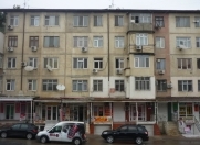 İcarəyə verilir 3 otaqlı 70 m2 köhnə tikili 5 mkr