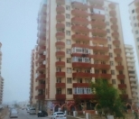 Satılır 3 otaqlı 125 m2 yeni tikili İnşaatçılar m.