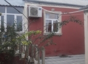 Satılır 3 otaqlı 300 m2 həyət evi Binə