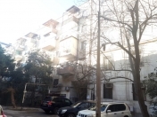 Satılır 2 otaqlı 50 m2 köhnə tikili Dostluq kinoteatrı