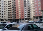 Satılır 2 otaqlı 90 m2 yeni tikili İnşaatçılar m.