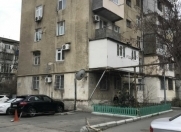 Satılır 2 otaqlı 45 m2 köhnə tikili Heydər Əliyev Mərkəzi