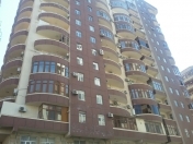 Satılır 3 otaqlı 135 m2 yeni tikili Gənclik m.