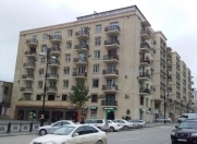 İcarəyə verilir 4 otaqlı 100 m2 köhnə tikili Qış parkı