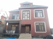 Satılır 8 otaqlı 420 m2 villa Rəsulzadə