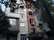 Satılır 3 otaqlı 56 m2 köhnə tikili 3 mkr