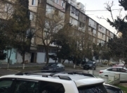 Satılır 3 otaqlı 80 m2 köhnə tikili Ukrayna dairəsi