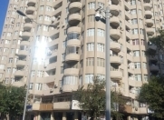 Satılır 3 otaqlı 130 m2 yeni tikili Şərq Bazarı