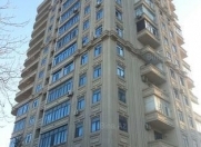 İcarəyə verilir 3 otaqlı 108 m2 köhnə tikili İnşaatçılar m.