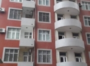 İcarəyə verilir 4 otaqlı 195 m2 yeni tikili Şah İsmayıl Xətai m.