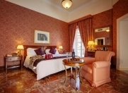 Satılır 12 otaqlı 340 m2 villa Quba