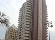 İcarəyə verilir 3 otaqlı 114 m2 yeni tikili Rəssamlıq Akademiyası