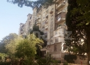 Satılır 4 otaqlı 98 m2 köhnə tikili Neapol dairəsi