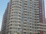 İcarəyə verilir 2 otaqlı 90 m2 yeni tikili Şah İsmayıl Xətai m.