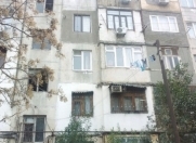 Satılır 2 otaqlı 35 m2 köhnə tikili 1 mkr