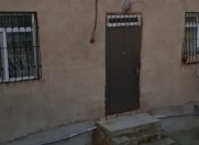 Satılır 3 otaqlı 80 m2 həyət evi İnşaatçılar m.