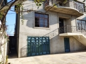 Satılır 8 otaqlı 500 m2 həyət evi Əhmədli