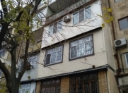 Satılır 3 otaqlı 90 m2 köhnə tikili 8 km