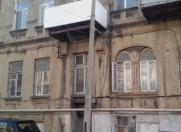 Satılır 1 otaqlı 40 m2 köhnə tikili Bakı Slavyan Universiteti