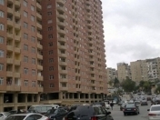 Satılır 3 otaqlı 104 m2 yeni tikili İnşaatçılar m.